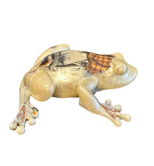 Sherlock Hound Creamy Frog Figurine