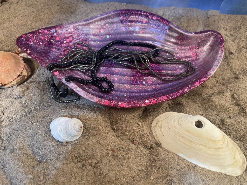 Two Tone Pink Glitter Shell Trinket Tray