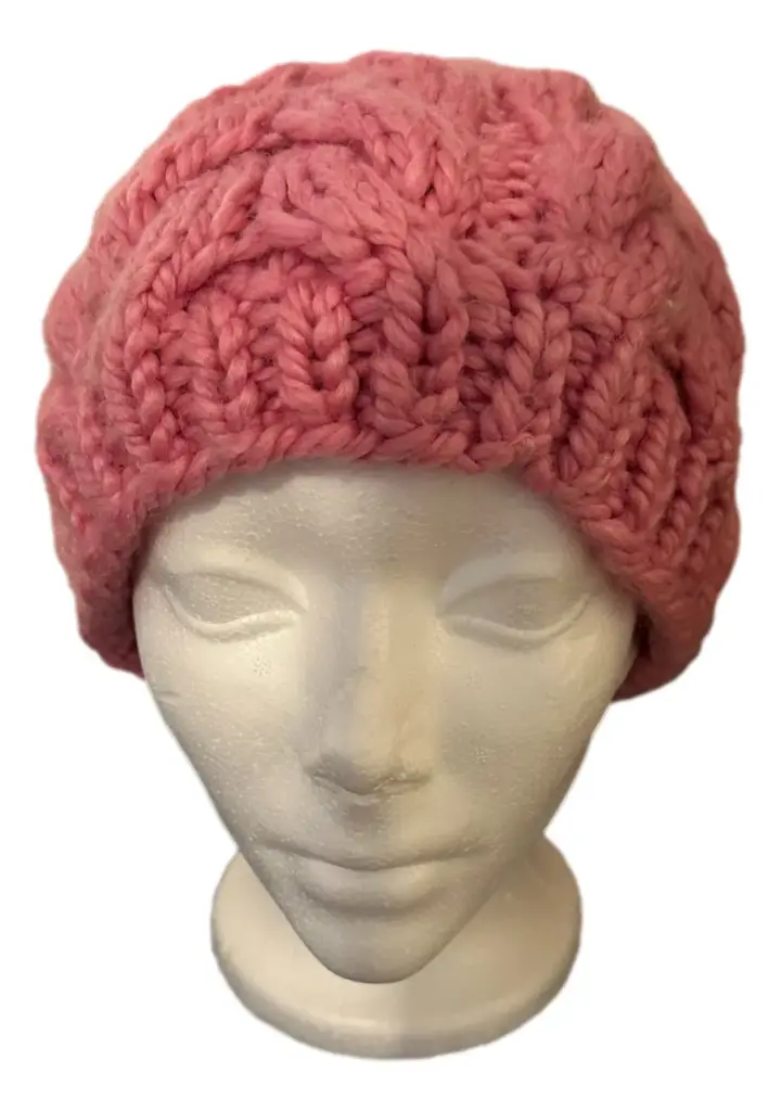 Hand-knitted Cable Toque
