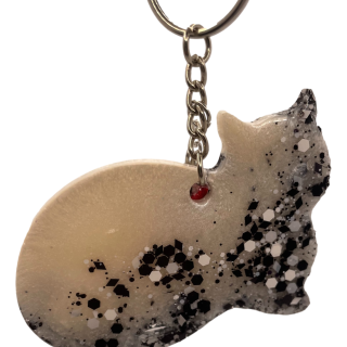 [1133339] Black & White Laying Cat Keychain