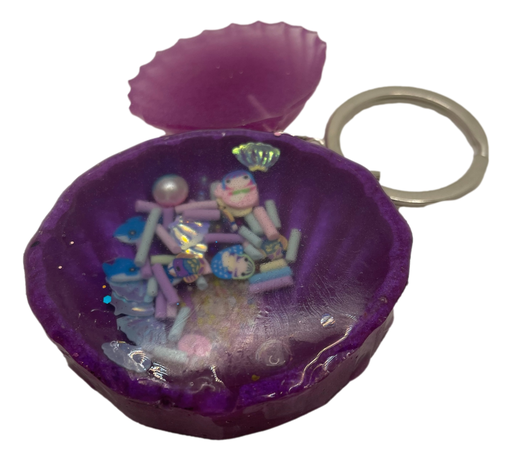 [1133354] Just Purple Scallop Shell Shaker Keychain