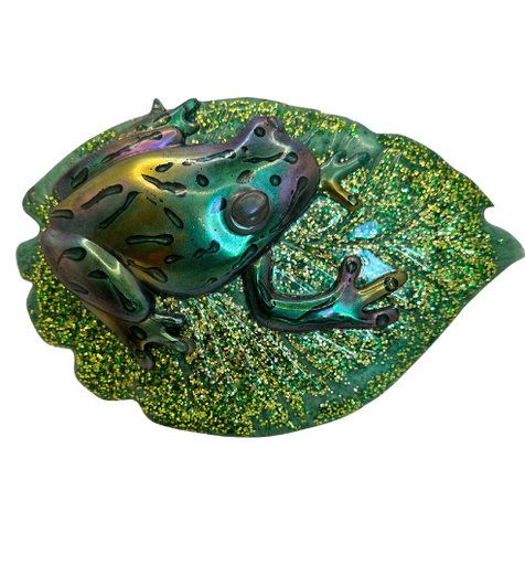 [344107] Sparkling Pond Prince Resin Wall Art