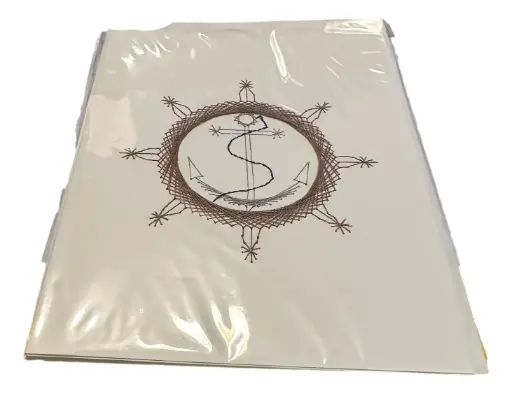 [215302] Hand Embroidered Nautical Wheel Notecard 5"x6.5" 