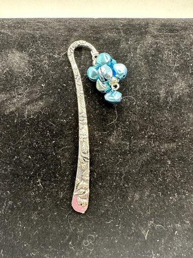 [JD174] Small Silver-tone Embossed Bookmark with Blue Bells