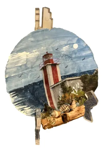 Handpainted Scallop Shell - Point Prim Lighthouse