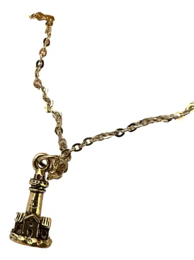 [101095] Gold Tone Chain and Lighthouse 20"