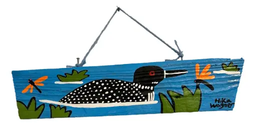 [82304] Prim Hand-painted Loon on Driftwood