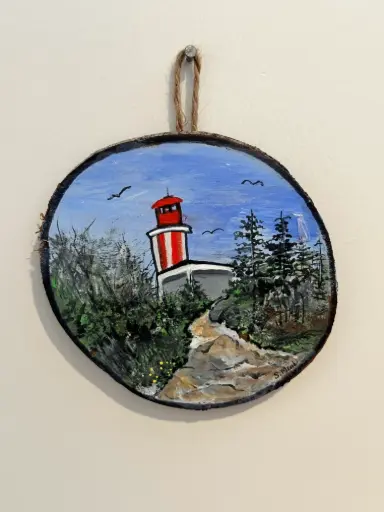 [1913070] Hand-painted Point Prim Lighthouse on Wood Slab