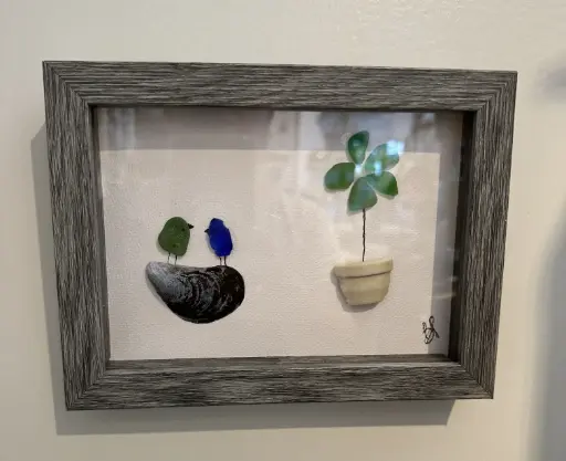 [15617] Seaglass & Shell Bird Framed Picture