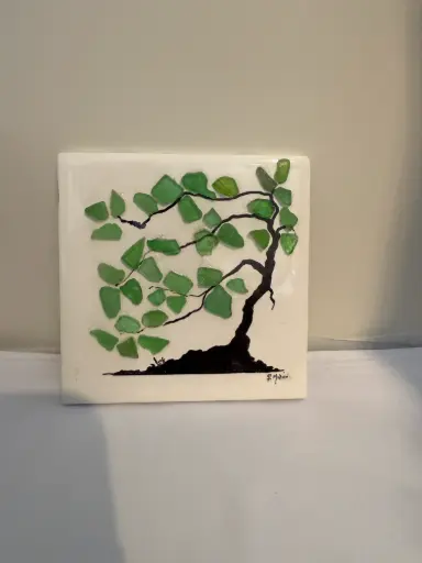 [1913121] Hand-painted Wind Blown Tree with Sea Glass Leaves